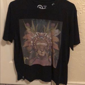 LNG Black Lion Headress T-shirt